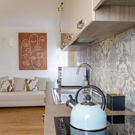 Apulialux Private 100mq Rooftop Oasis W Jacuzzi Bari