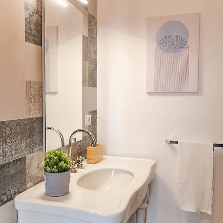 Apartment Apulialux Private 100mq Rooftop Oasis W Jacuzzi